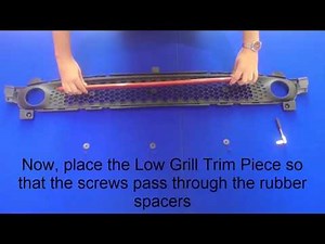 How to install the Low Grill Trim Piece on your Smart Fortwo 453