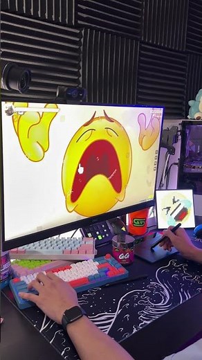 EeeEE AAAA AAAA! Num num num num num