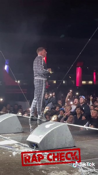 GZUZ Konzert: Politzei stoppt den Rapper | Verbotener Song