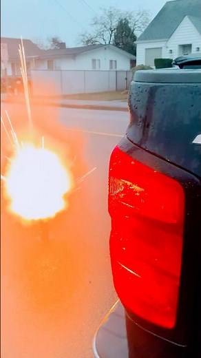 6” EXTREME CANISTER SHELL FIREWORK SLAPS!!! 🤯