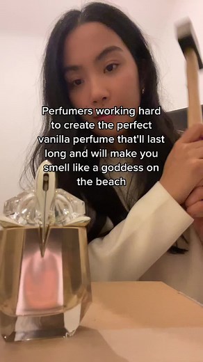 It's Alien Goddess by Mugler✨ #fyp #perfume #perfumetiktok #vanillaperfume #aliengoddess #mugler #trend #trendingsound #viral