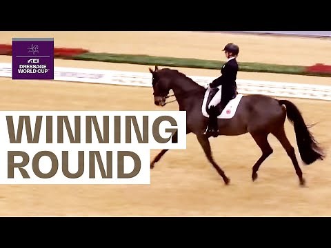Jessica von Bredow-Werndl shows magic on the dancefloor | FEI Dressage World Cup™ 2022/23