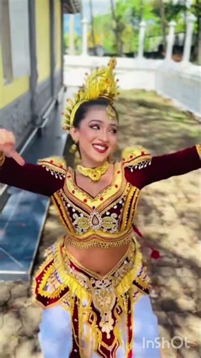 🇱🇰 Kandyan Dance Beauty in Motion ✨ | Sri Lankan Cultural Performance#shortsfeed#kandyandance#dance