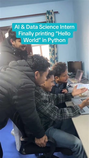 Ai and data science intern finally print “Hello World” in Python #codeedinc #codeed