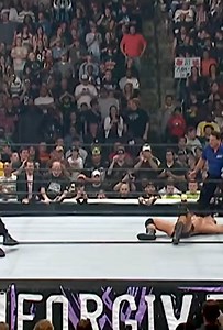 3.1M views · 10K reactions | #wwe #wrestling #smackdown #raw #wweraw #nxt #aew #romanreigns #wrestlemania #wwf #wwesmackdown #wwenxt #johncena #undertaker #sports #fyp #usa (69) | 1Billion View | Facebook