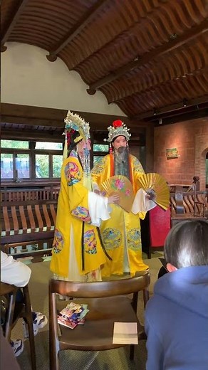 100 Years of Eastern Elegance: Discover the Magic of Peking Opera! 🎭