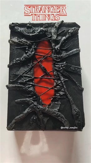 DIY stranger things gate 💫#strangerthings #craft #easycraft