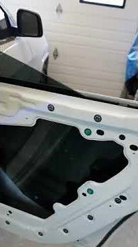 2015 Jeep Grand Cherokee rear door glass installed no cutting required