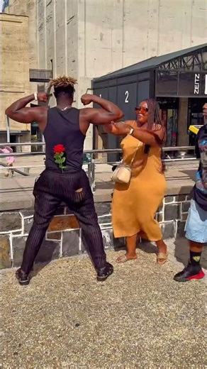 I was just flexing my muscle 💪😂😂 #wholesome #funny #viral #SAMA28 #michaelgold