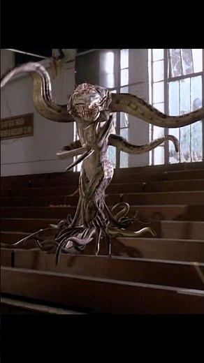 The Shocking Twist in The Faculty — The Alien Queen Was One of Them All Along! 👽😱 #TheFaculty