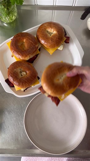 Love a good Sunday Morning Breakfast. Its so relaxing and chilling to just simple fry eggs at your own pace. Place bacon in the oven and just taking in the oeace of the world. I hope you enjoy uour breakfast this morning as well. I love yall amd have a blessed day. #cooking #food #foodie #foodtiktok #foodlover #foodtok #foodies #bacon #cheese #bagel #relaxing #eggs #egg #breakfast #breakfastideas #southern #southernfood #southernfoodie #southernrecipes #country #countrycookin #countrycooking #mo