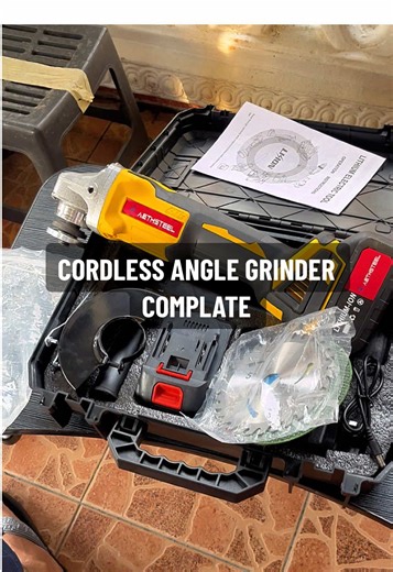 Cordless Angle Grinder: Efficient Cutting at 10,000 RPM