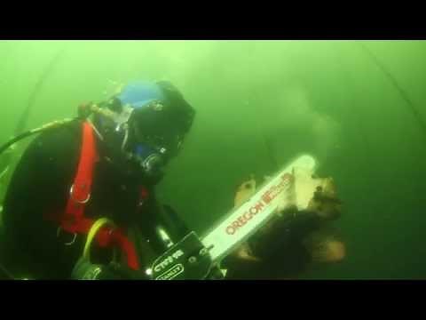 Underwater Chainsaws - Think you got skills? Try this …