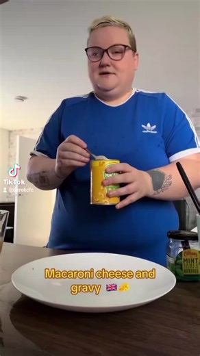 #fyp #candyscooking #maccaroni #mintsauce&gravy #shitsngigglez