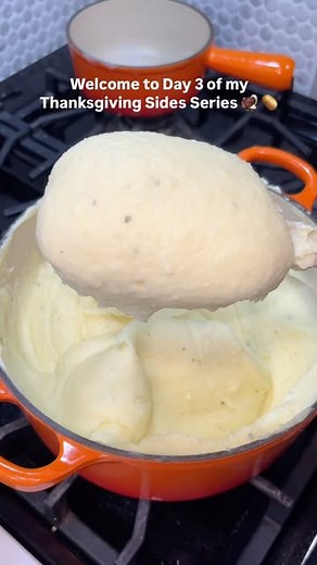 Claire on Instagram: "Creamy Thanksgiving Mashed Potatoes 🦃🥔 These are the best mashed potatoes I’ve ever had. Here’s how to make them: - 3lbs yukon gold potatoes - 1/2 - 1 cup high-quality butter, room temp (to taste, but a good rule of thumb is adding 1/3 cup butter for every lb of potatoes) - 3/4 cup whole milk, warmed - 2 cloves grated garlic, to taste - 1 (5.3oz) pack @boursincheese - Salt to taste - Sour cream to taste, optional (~1/2 cup) - Chives and butter to garnish 1. Set your milk,