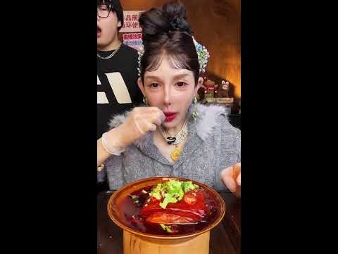 🔴 LIVE：🔥大胃王狂炫！10 斤美食堆成山，挑战一小时清空餐桌 🔥Foodie King's Feast! 10 Jin of Food Piled Like a Mountain