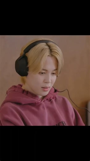 Interactive BTS Duo Featuring Jimin in Maroon Hoodie