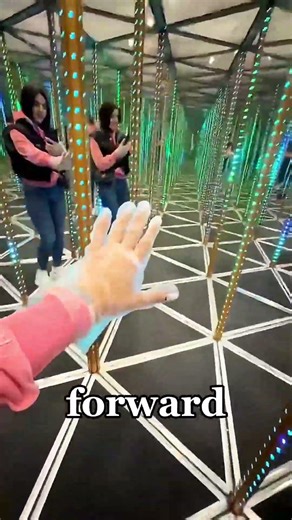 The Simple Trick to Escape a Mirror Maze