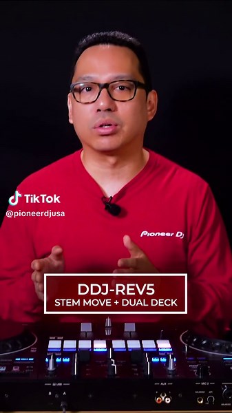 Combine your own mashups and manipulatr them like it was one track with the DDJ-REV5 using Stem Move and Dual Deck! #pioneerdj #ddjrev5 #serato #djcontroller #stemseparation