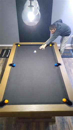 Mastering the 6 Ball Challenge on a Pool Table