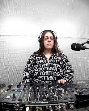 Soltura | foundation.fm