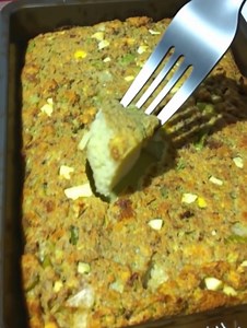 My mom is 91 years old now. But through the years, when I was a kid the best thing about Thanksgiving was the stuffing. Hers was the best I ever ate. Recipe below 💬 | Easy Recipes