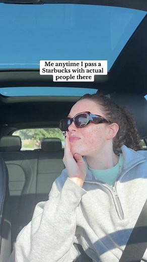 🤡🤡🤡 big side eye