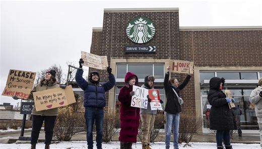 Starbucks to close hundreds of stores, lay off 900 workers. Here are locations closing in Chicago