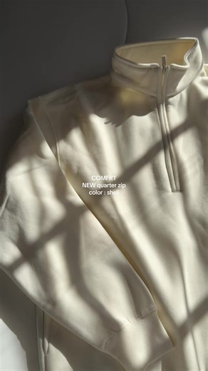 Comfrt New Quarter Zip in Perfect Shell Color