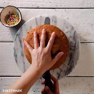 Craving funfetti? This DIY sprinkles hack is here to satisfy your sweet tooth! 🎉 🎥: Tastemade UK | Sugar Fix