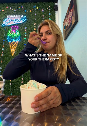 READ THE NAME IT’S ON THE LABEL…. 👏👏👏 #icecreamlover #apollobeach #riverview #icecreamobsessed #icecreamhumor