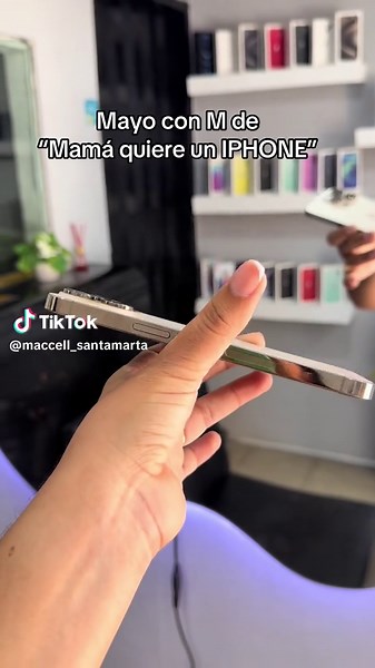 MAMÁ lo merece todo 🩷✨🌸 #mama #diadelasmadres #iphone #iphone16promax #videoviral