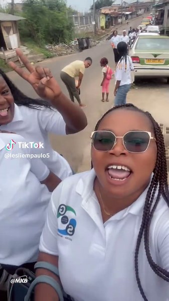 Moments amusants d'un MKB gêné