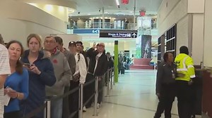 Long line at Atlanta airport