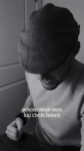 fee-fi-fo-fum… crossbones, swords, and a bottle of rum… #seashanty #shanty #bones #sailnorth #feefifofum