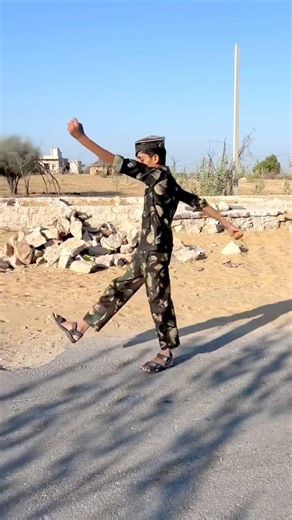 Indian Army ne bacche ko bacha liya 🇮🇳🫡 #shorts #ytshorts