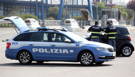 Doppio incidente a Caldiero e Pescantina a Verona con frontale tra moto e auto: morti due centauri