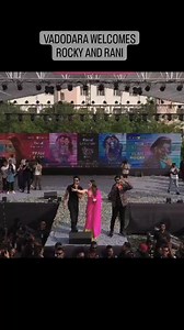 Rocky Aur Rani are welcomed with a mega human chain during their visit to Vadodara. The Karan Johar directed flick marks his 25 years as a filmmaker. | BollywoodHungama.com