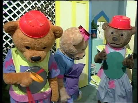 Bananas in Pyjamas - Ep.64 - Bananasaurus