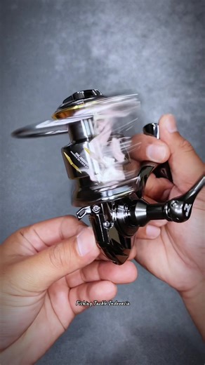 Discover the Captain Classic Silverlight Reel