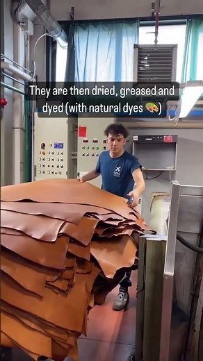 Visit inside our italian tannery, where our beautiful vegetable-tanned leather is made 🌿