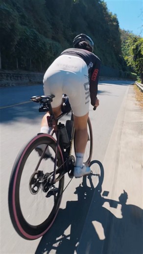 이게 진짜 가능하다고? MTB 슈즈로 로드 자전거 댄스 챌린지 #자전거 #로드바이크 #도전