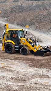 JCB recently launched upgraded 3CX, 4CX, and 5CX models with Dual Drive on the PRO spec and the ability to work ith 2D GPS and UTS systems for accurate grading. | RPA Media