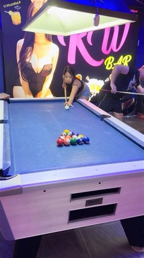 Playing pool with Thai Wifey #pattaya #nightlife #thailand