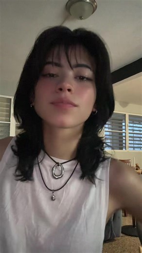 Eyebrow Slits: A Trendy New Look for Your Style