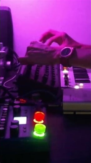 #synth #guitarpedals #k2 #behringer #korg #ms20 #oceanmachine #experimental #abstract #industrial