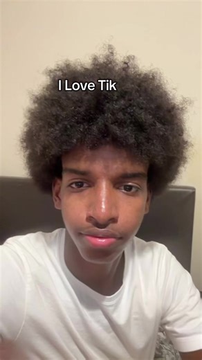 Expressions of Love on Social Media