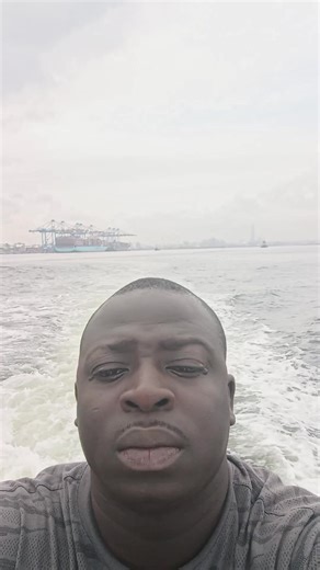 Vidéos de LE ROBOT@23 (@lerobot230) avec original sound - Romeo