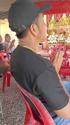 Din Katih🤙🏻🤙🏻🤙🏻 (@daino_nai)’s videos with วิ่งว่าว - คำมอด พรขุนเดช