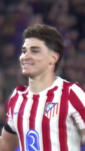 ALVAREZ SILENCES CAMP NOU! 🤫 #football #footballhighlights